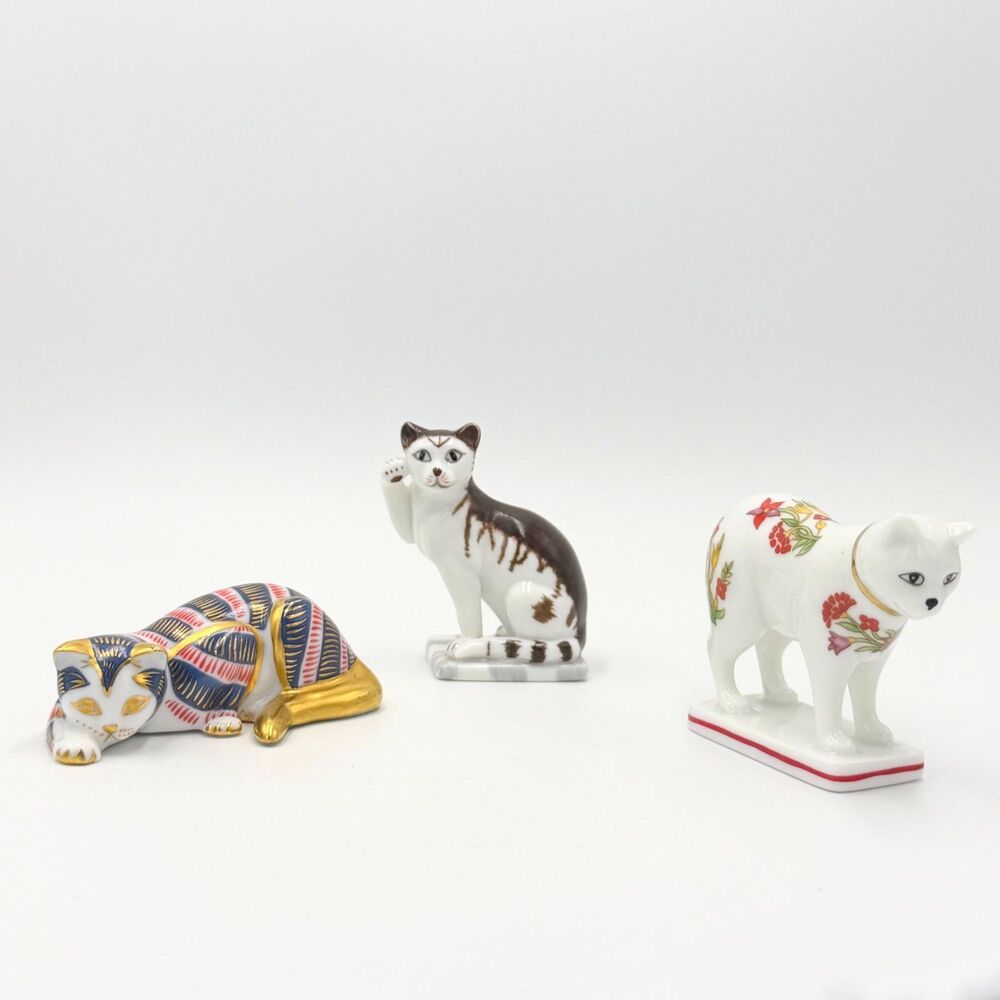 Franklin Mint Cat Figurines Set of 3 Porcelain Decorative Collectible Cats Curio